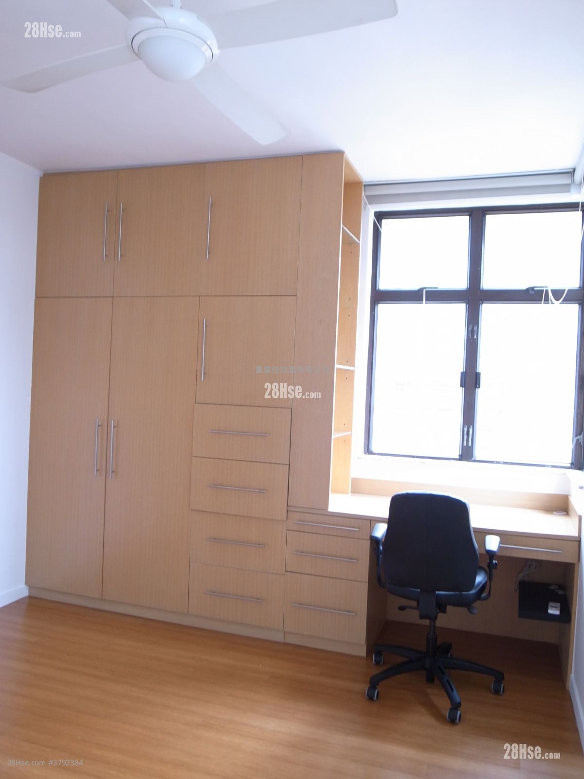 龙涛苑 售盘 2 房 , 1 浴室 534 平方尺