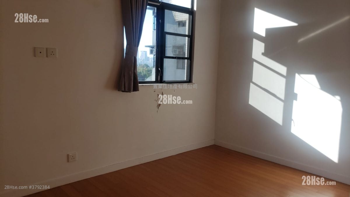 龙涛苑 售盘 2 房 , 1 浴室 534 平方尺