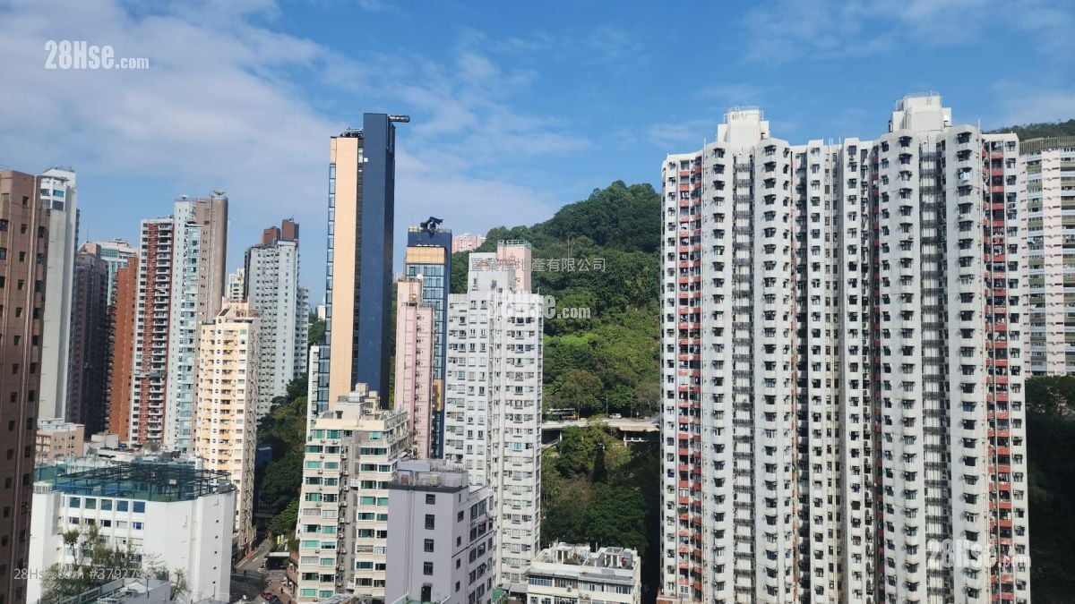 Warrenwoods Sell 1 Bedroom , 1 Bathroom 387 ft²