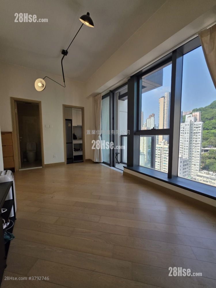 Warrenwoods Sell 1 Bedroom , 1 Bathroom 387 ft²