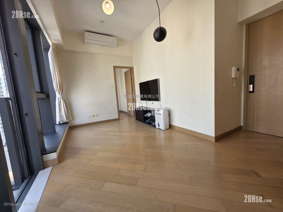 Warrenwoods Sell 1 Bedroom , 1 Bathroom 387 ft²