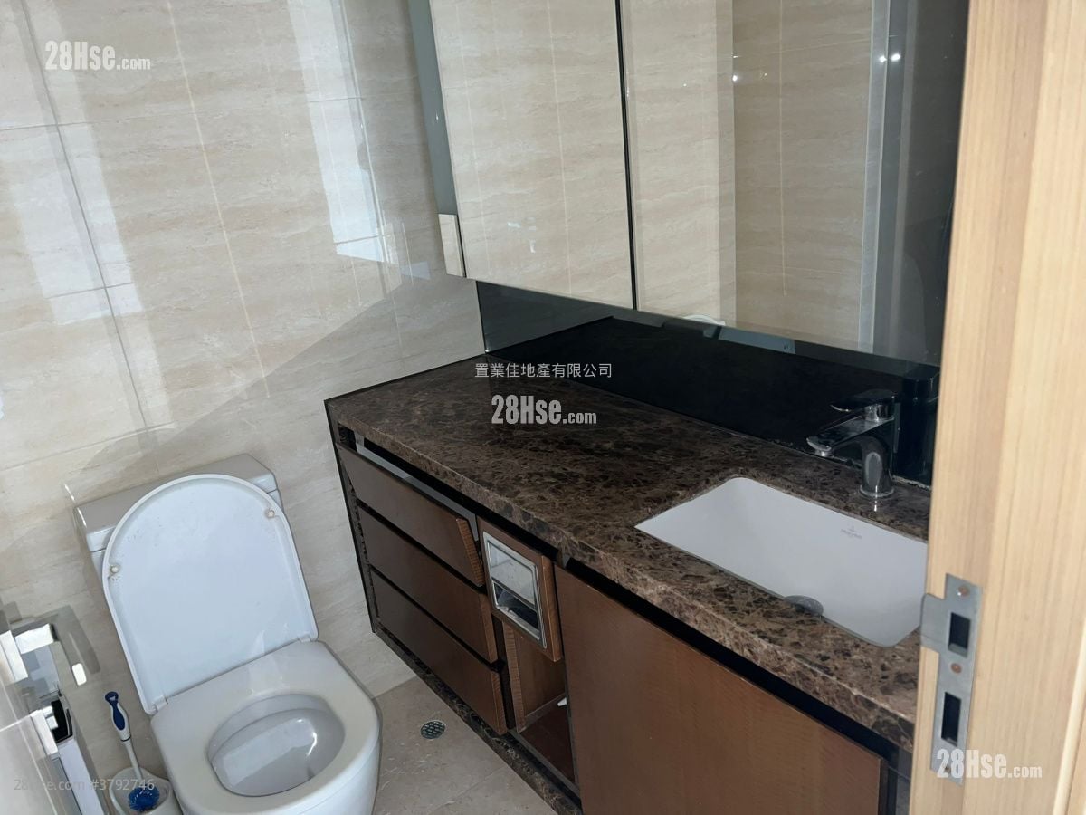 Warrenwoods Sell 1 Bedroom , 1 Bathroom 387 ft²