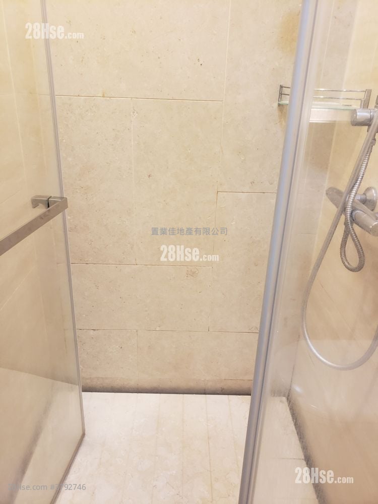 Warrenwoods Sell 1 Bedroom , 1 Bathroom 387 ft²