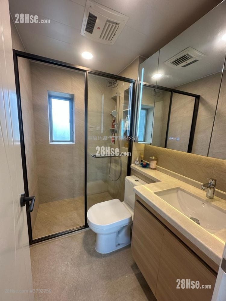 蓝天海岸 售盘 3 房 771 平方尺