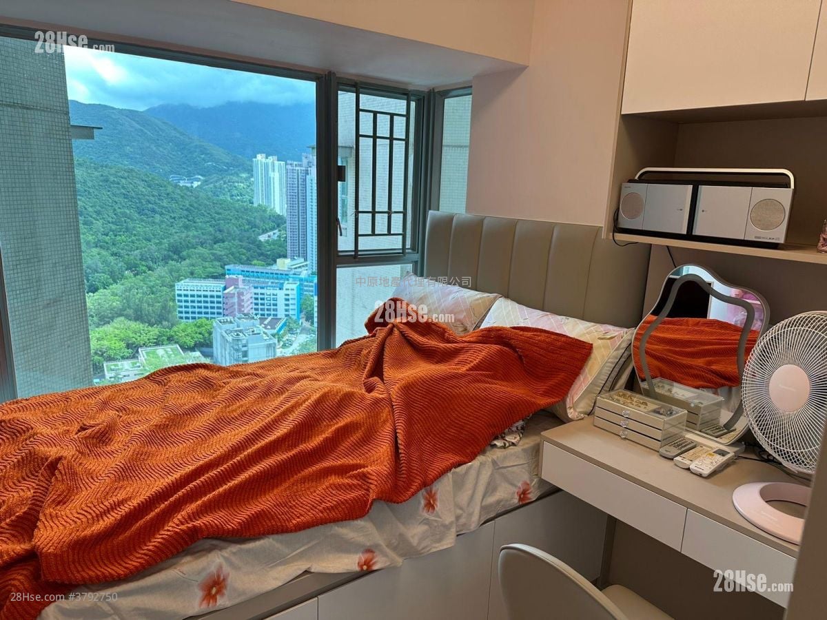 蓝天海岸 售盘 3 房 771 平方尺