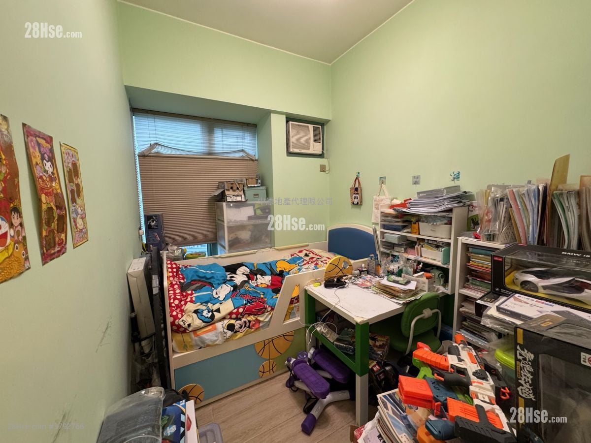 bedroom 1: New Haven Sell 2 Bedrooms , 1 Bathroom 551 ft²