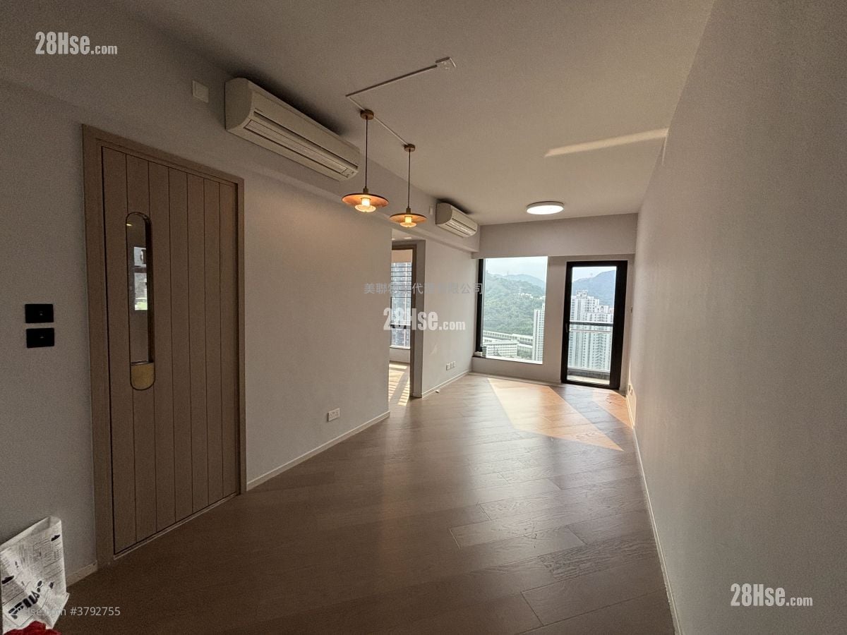 柏傲庄 租盘 3 房 , 2 浴室 723 平方尺