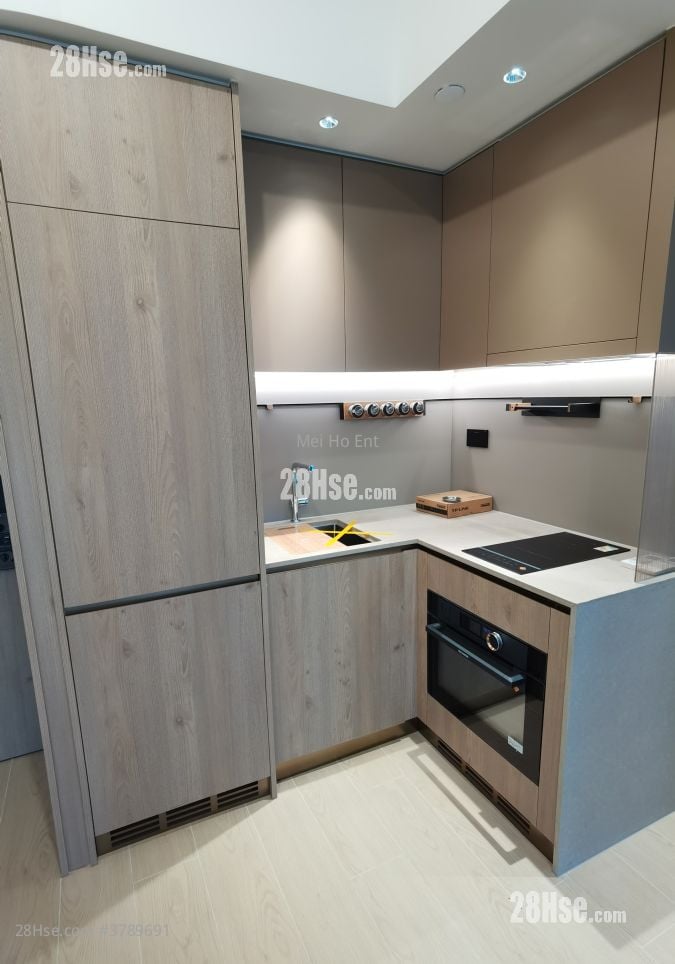 Finnie 租盘 2 房 , 1 浴室 361 平方尺