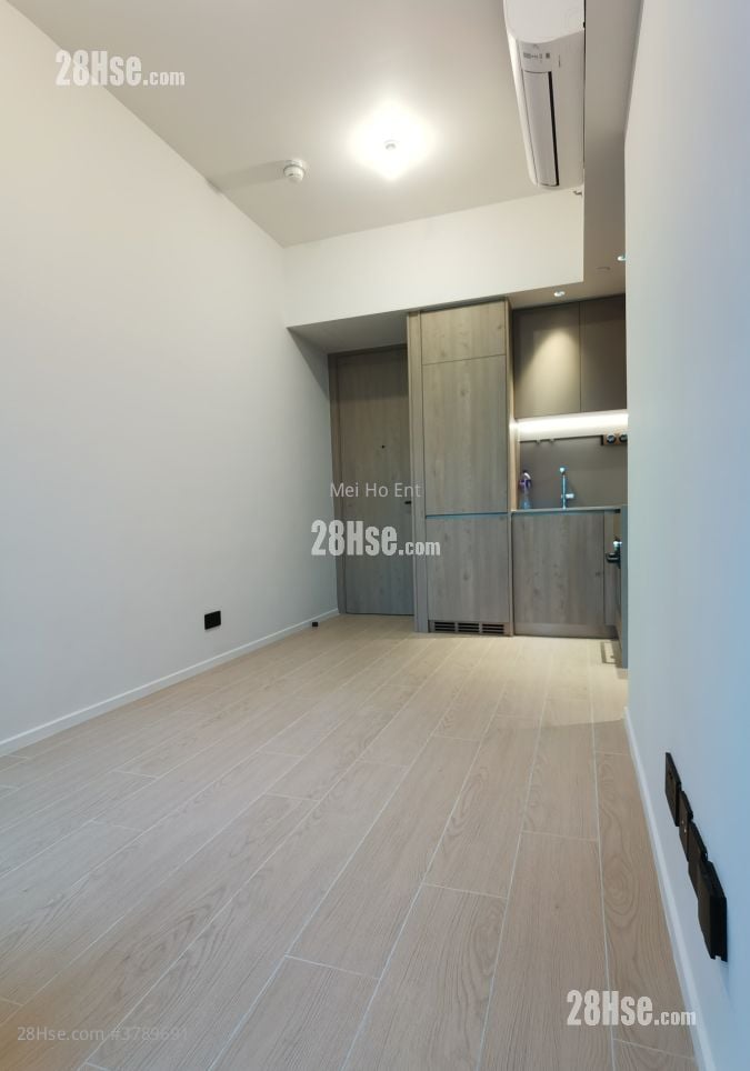 Finnie 租盘 2 房 , 1 浴室 361 平方尺