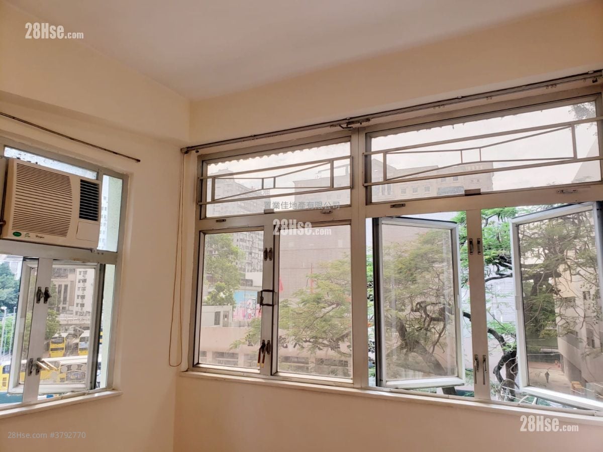 Chinese Mansion Rental 2 Bedrooms , 1 Bathroom 418 ft²