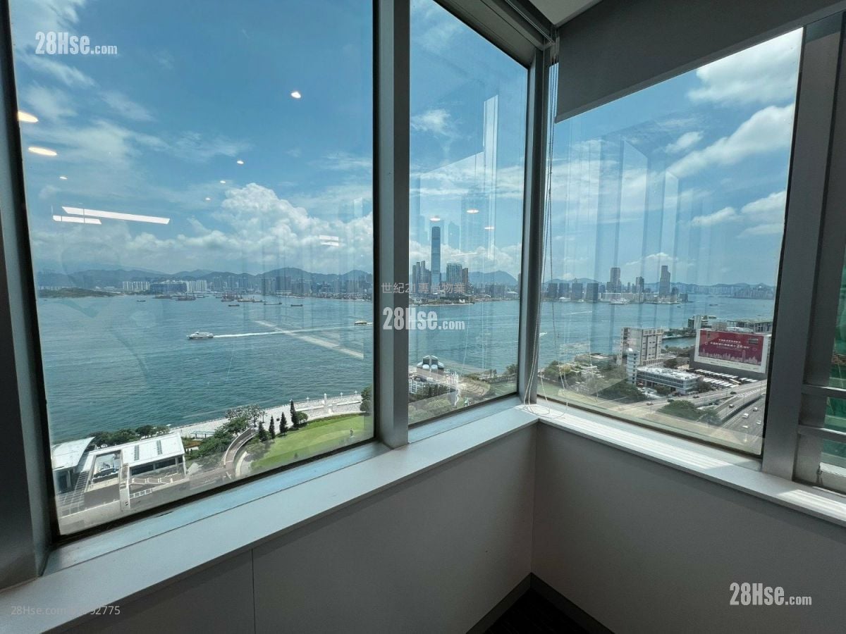 118 Connaught Rd. W. Rental