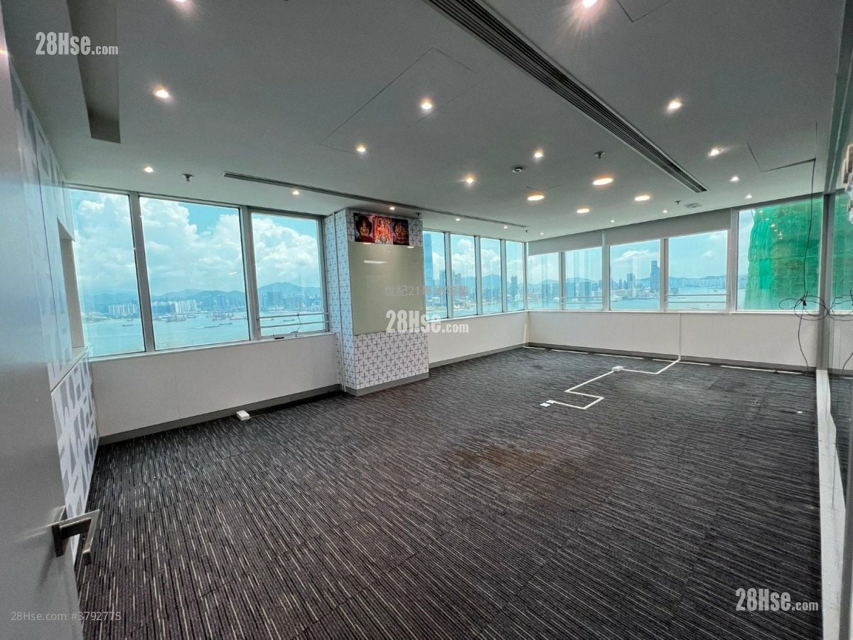 118 Connaught Rd. W. Rental