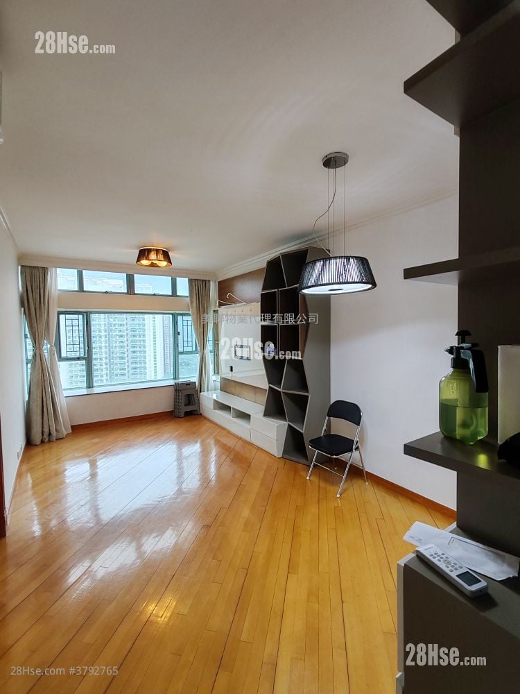 Tung Chung Crescent Rental 2 Bedrooms , 1 Bathroom 527 ft²