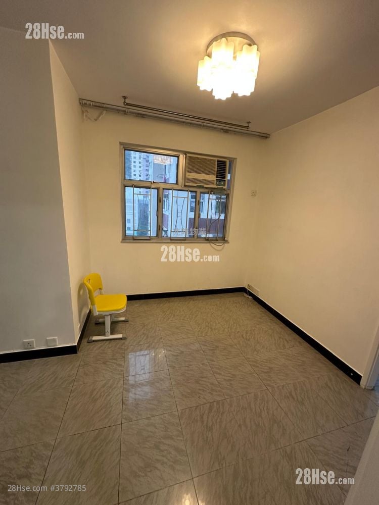健威花园 租盘 2 房 , 1 浴室 446 平方尺