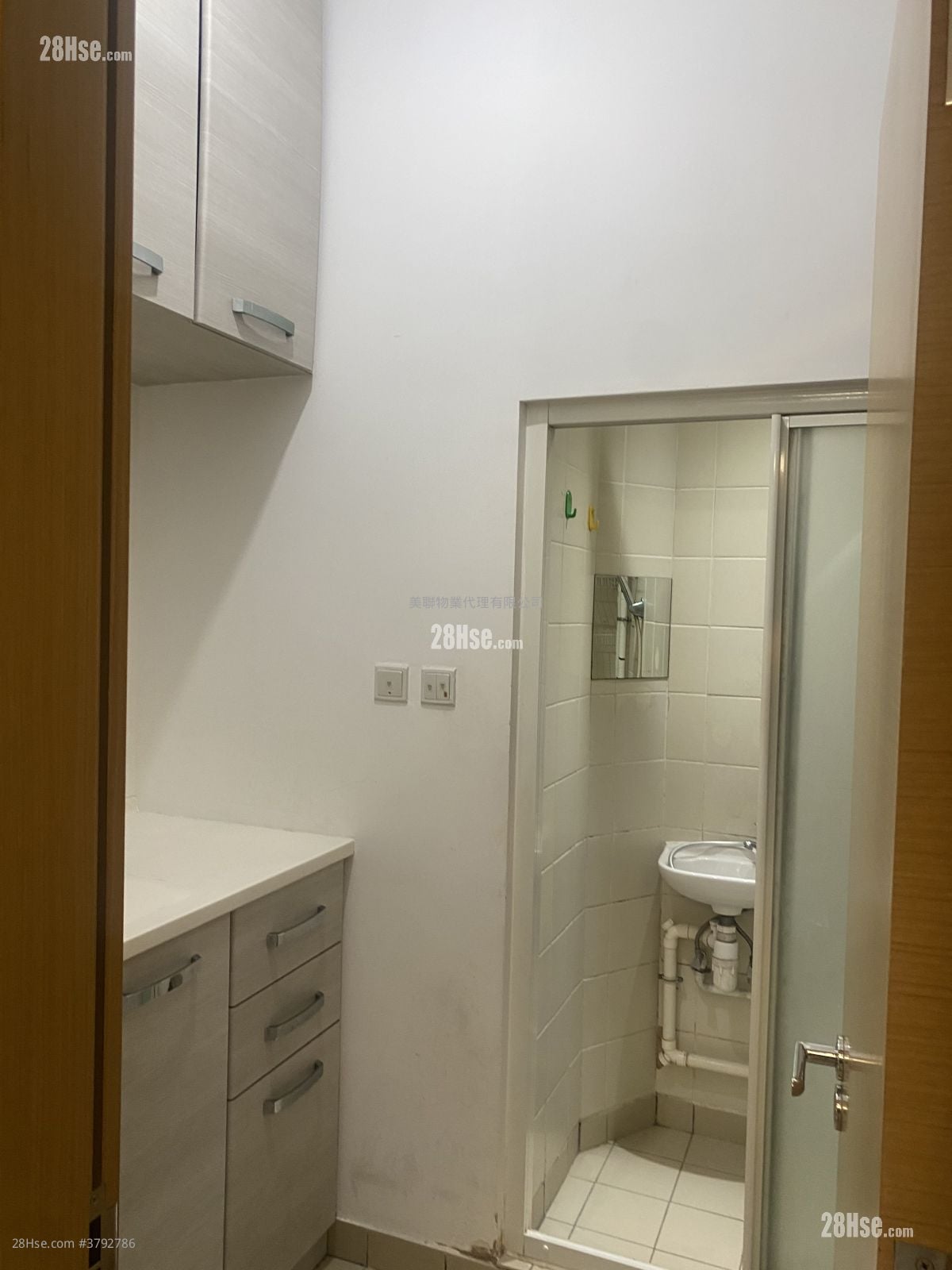 天晋 租盘 3 房 , 2 浴室 862 平方尺