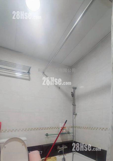 Rambler Crest Rental 2 Bedrooms , 1 Bathroom 488 ft²