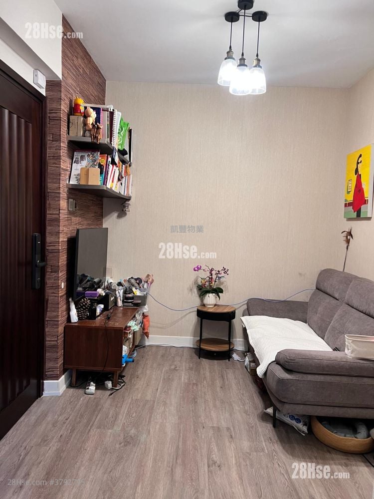 Wai Sun Building Sell 1 Bedroom , 1 Bathroom 256 ft²