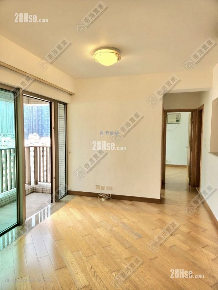 Harbour Green Sell 2 Bedrooms , 1 Bathroom 474 ft²