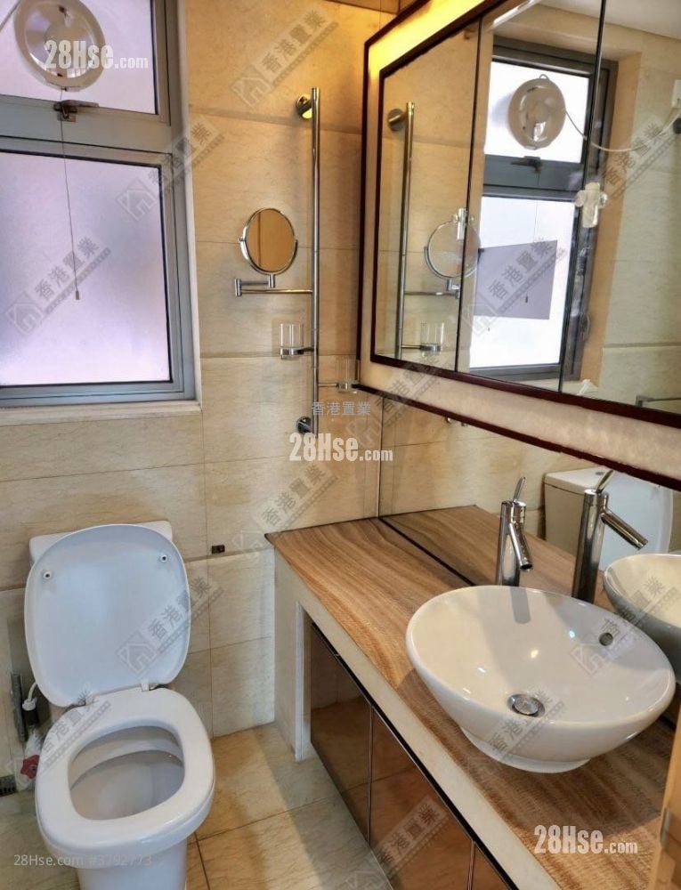 Harbour Green Sell 2 Bedrooms , 1 Bathroom 474 ft²