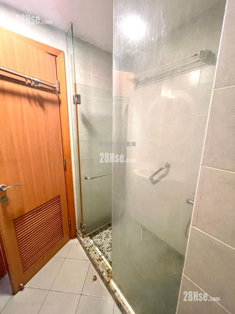 The Hillgrove Rental 3 Bedrooms , 2 Bathrooms 874 ft²