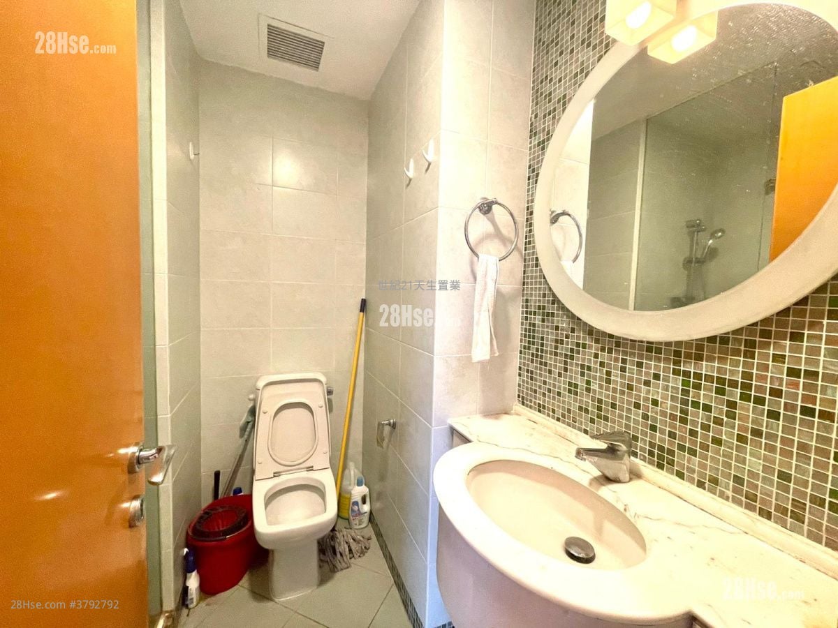 The Hillgrove Rental 3 Bedrooms , 2 Bathrooms 874 ft²