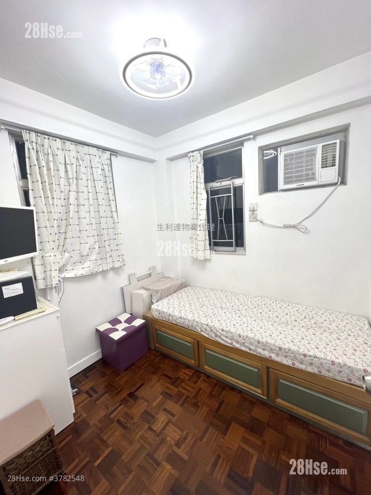 bedroom 2: Wyler Garden Sell 2 Bedrooms , 1 Bathroom 335 ft²