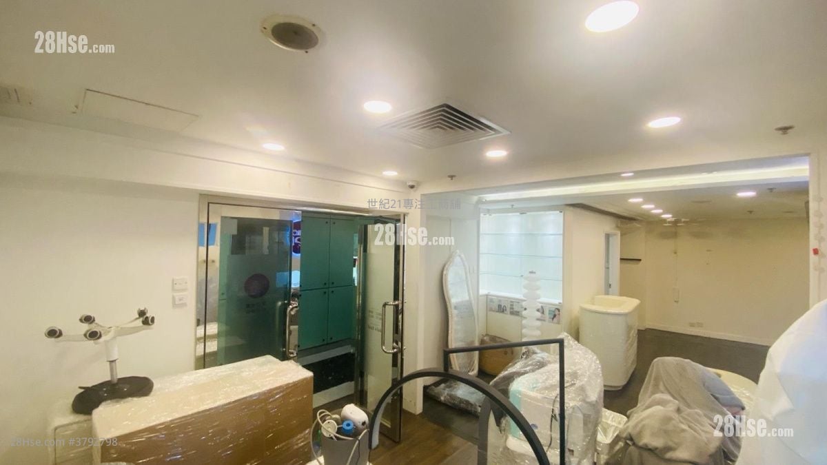 飞达商业中心 租盘 5+ 房 , 2 厕所