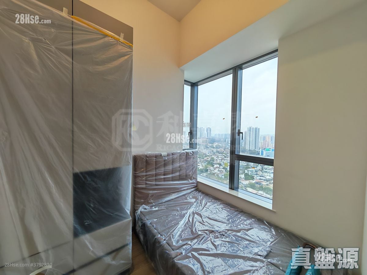 Hava Sell 1 Bedroom 308 ft²