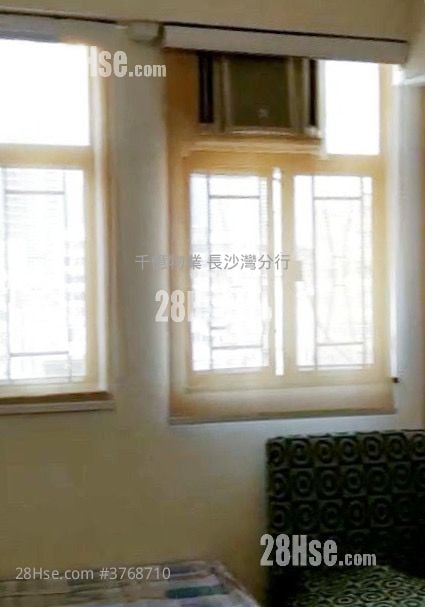 Gold Ming Building Sell Studio 256 ft²