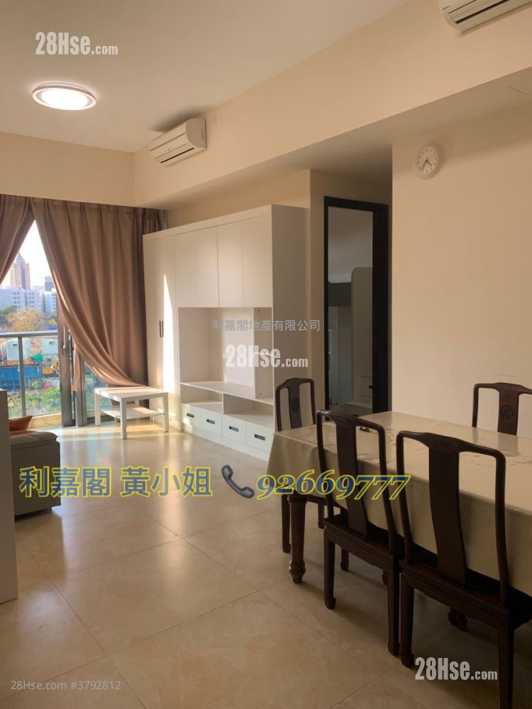 Ultima Rental 3 Bedrooms , 2 Bathrooms 1,046 ft²