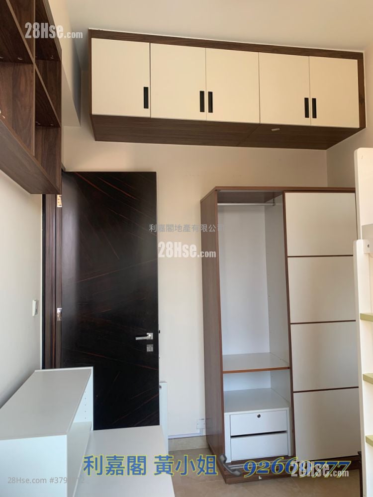 Ultima Rental 3 Bedrooms , 2 Bathrooms 1,046 ft²