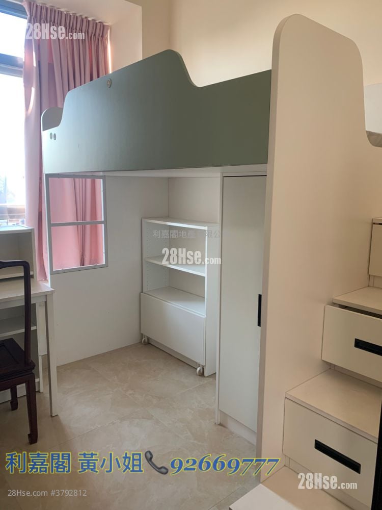 Ultima Rental 3 Bedrooms , 2 Bathrooms 1,046 ft²