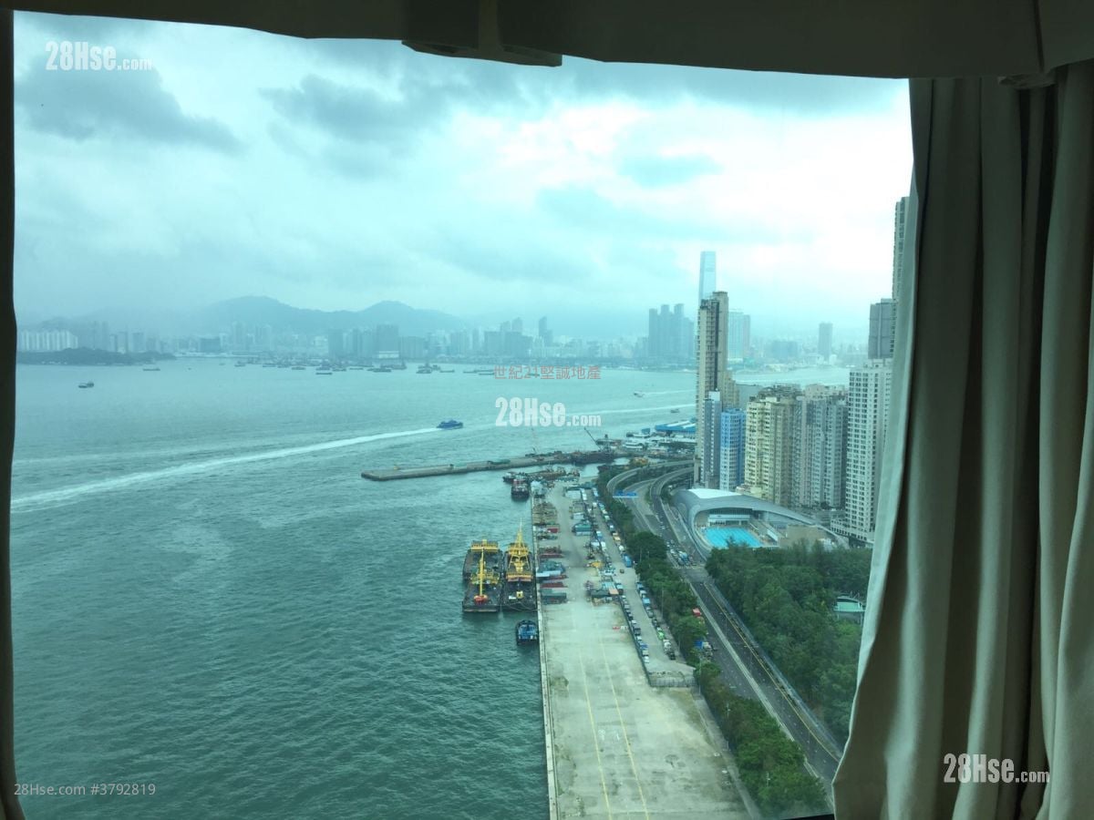 Manhattan Heights Sell 1 Bedroom , 1 Bathroom 438 ft²