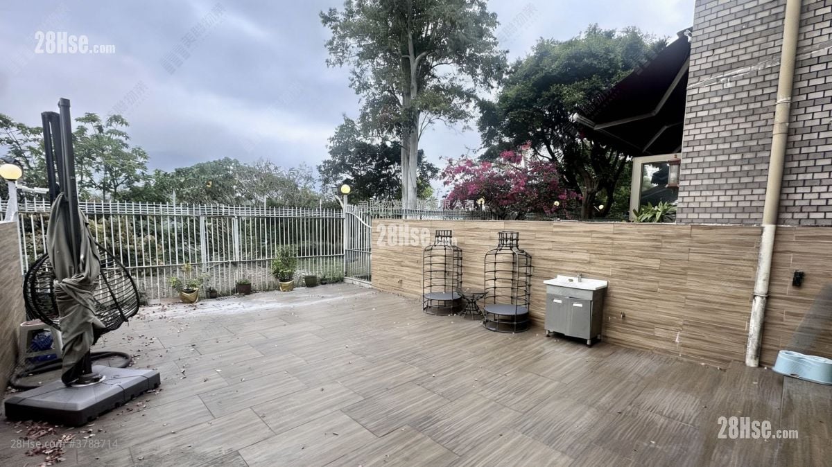 Tycoon Place Rental 4 Bedrooms , 2 Bathrooms 2,706 ft²