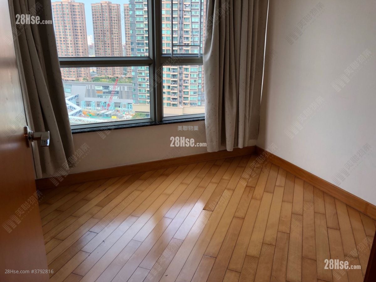 Yoho Town 租盘 3 房 , 1 浴室 545 平方尺