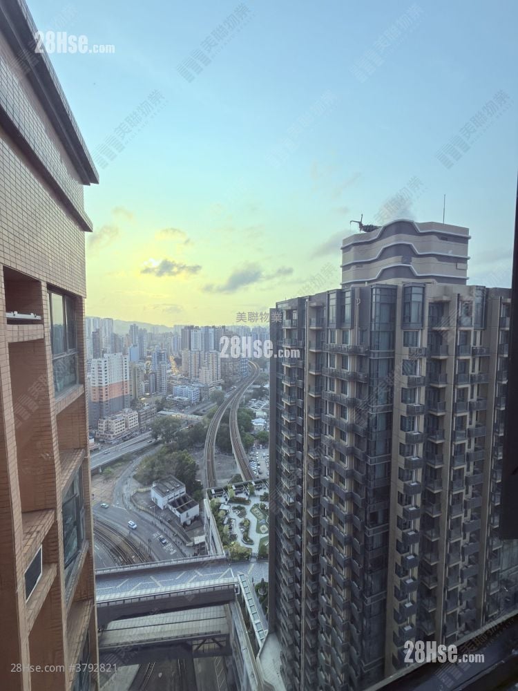 Sun Yuen Long Centre Rental 2 Bedrooms , 1 Bathroom 466 ft²
