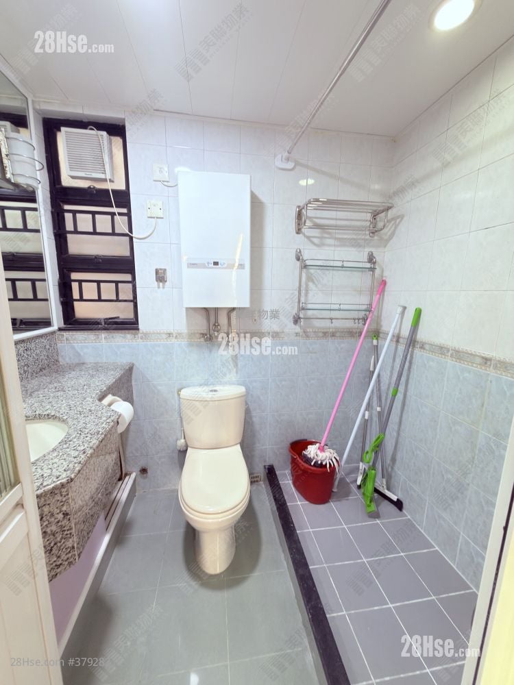 Sun Yuen Long Centre Rental 2 Bedrooms , 1 Bathroom 466 ft²
