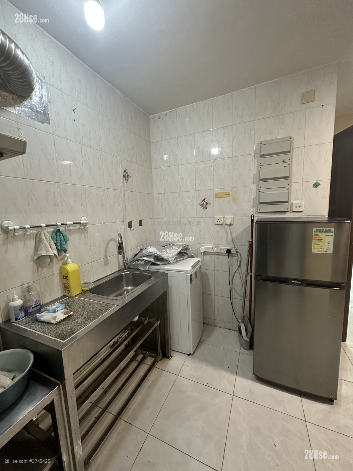 Kei Lun Wai Rental 2 Bedrooms , 1 Bathroom 320 ft²