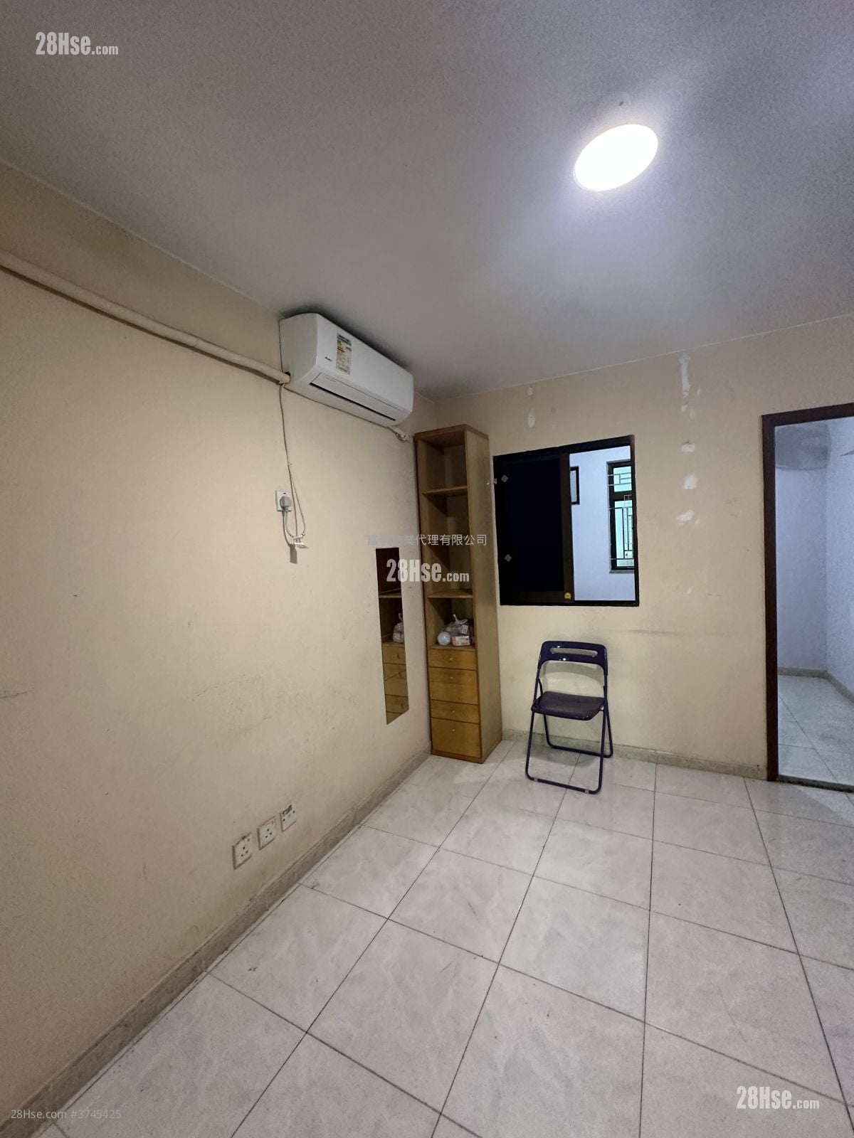 Kei Lun Wai Rental 2 Bedrooms , 1 Bathroom 320 ft²