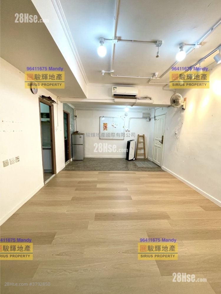 Bell House Rental 3 Bedrooms , 1 Bathroom 573 ft²