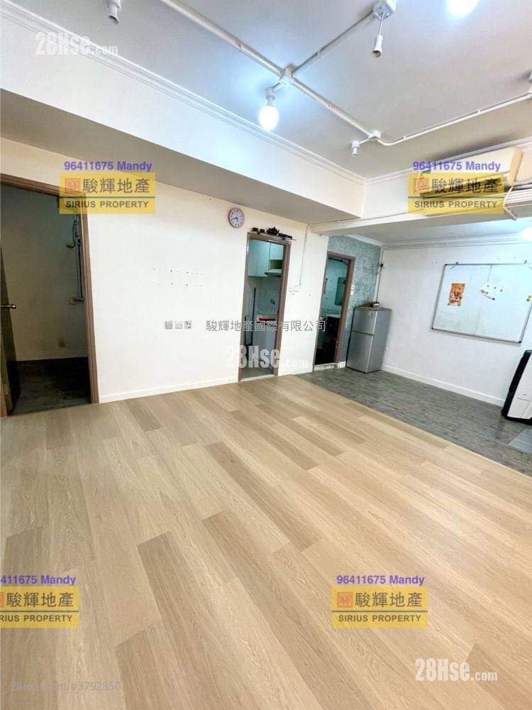 Bell House Rental 3 Bedrooms , 1 Bathroom 573 ft²