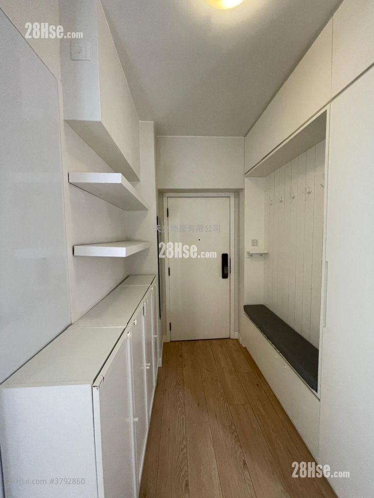 Welland Building Sell 2 Bedrooms , 1 Bathroom 425 ft²