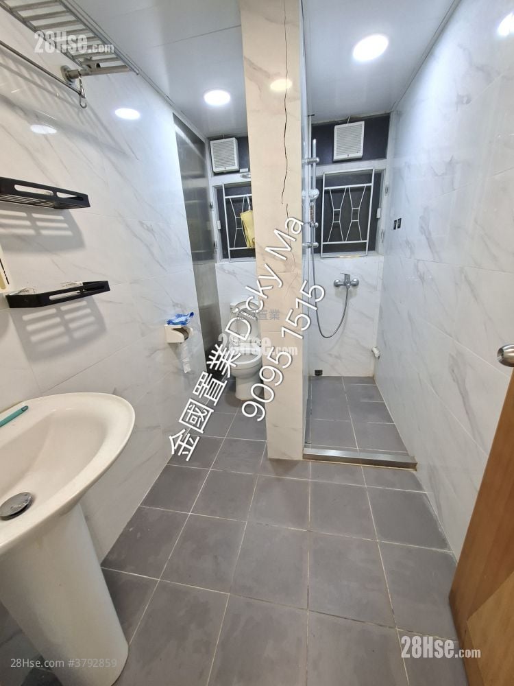 文英楼 售盘 2 房 , 1 浴室 665 平方尺