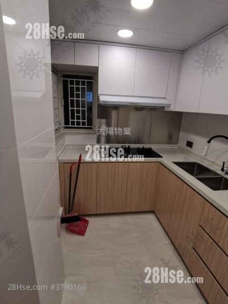 海逸豪园 售盘 3 房 1,085 平方尺