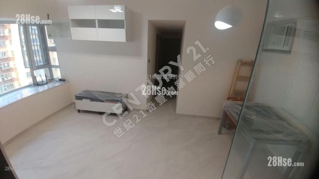 Ravana Garden Sell 3 Bedrooms , 2 Bathrooms 545 ft²