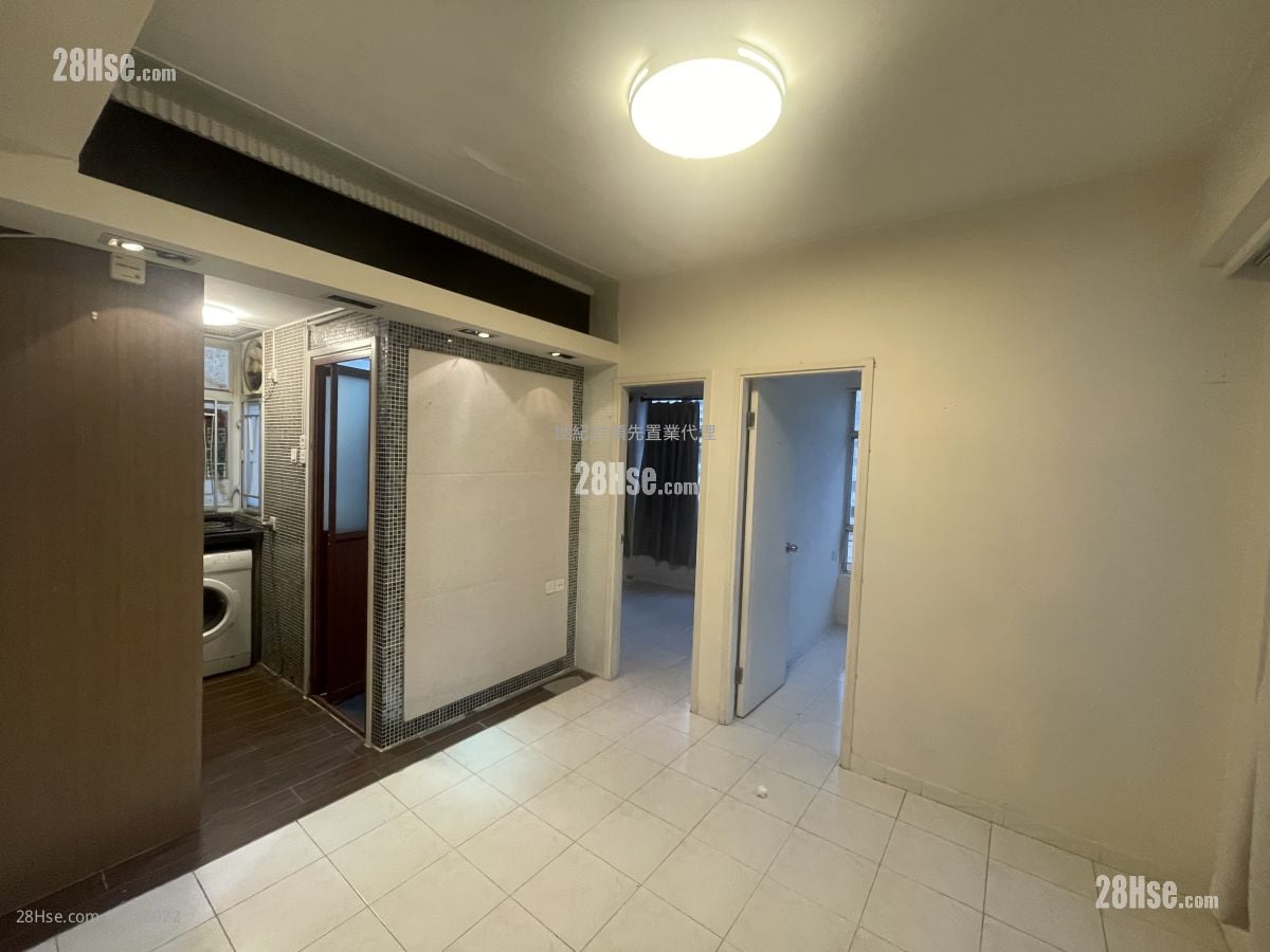 Fok On Court Rental 2 Bedrooms , 1 Bathroom 321 ft²