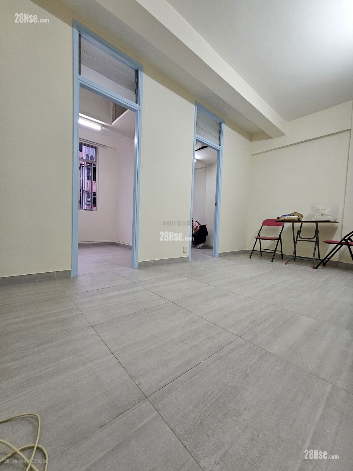 Hang Shun Building Rental 2 Bedrooms , 1 Bathroom 392 ft²