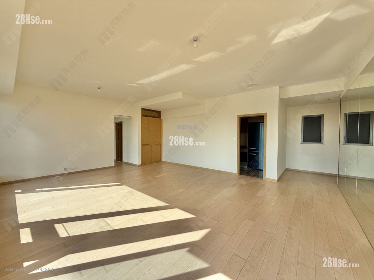 Mantin Heights Sell 4 Bedrooms 1,477 ft²