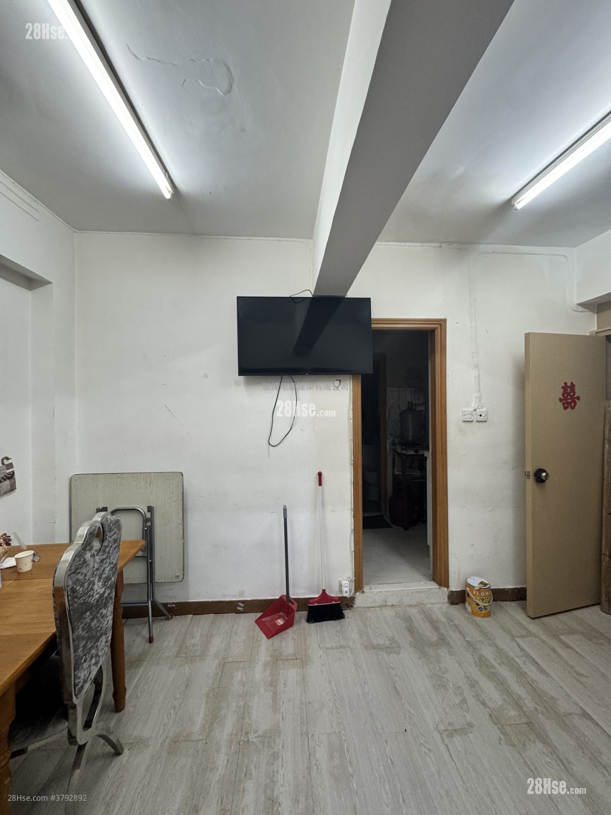 金辉大厦 租盘 2 房 , 1 浴室 340 平方尺