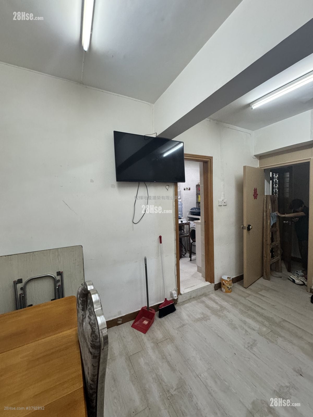 金辉大厦 租盘 2 房 , 1 浴室 340 平方尺